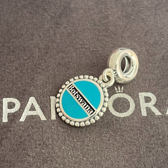 Pandora Botswana Flag Heart Charm - Picture 3 of 4
